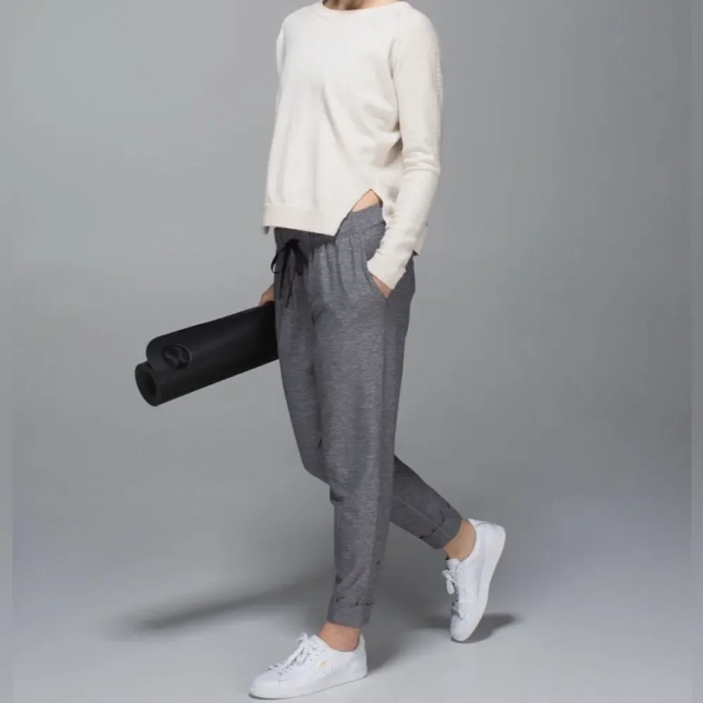 Jet Crop Joggers Heathered Slate *Luon